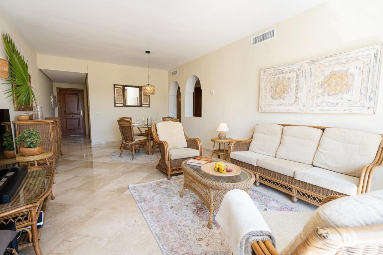 Costalita Beach Apartment إِستيبونا المظهر الخارجي الصورة
