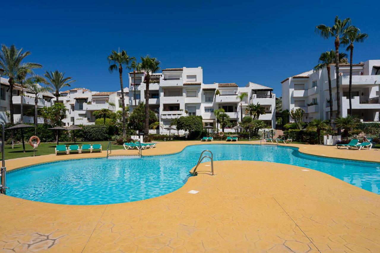 Costalita Beach Apartment إِستيبونا المظهر الخارجي الصورة