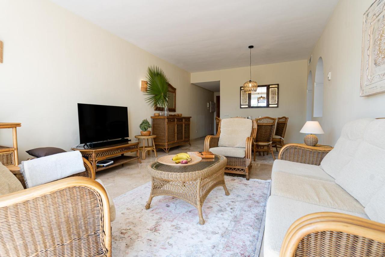 Costalita Beach Apartment إِستيبونا المظهر الخارجي الصورة